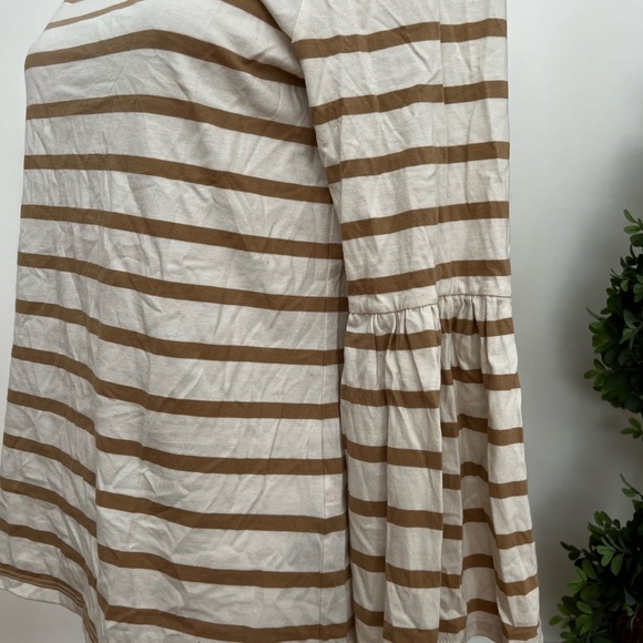 Banana Republic striped flair sleeve blouse - Picture 3 of 4